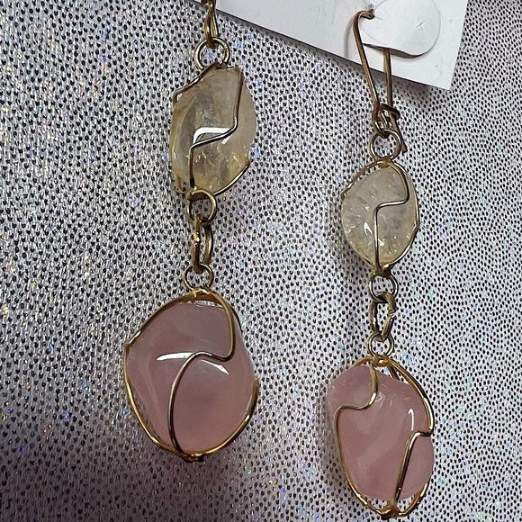 Jewelry - Earrings rose quartz dangly healing crystals rocks  gold Color metal hardware
